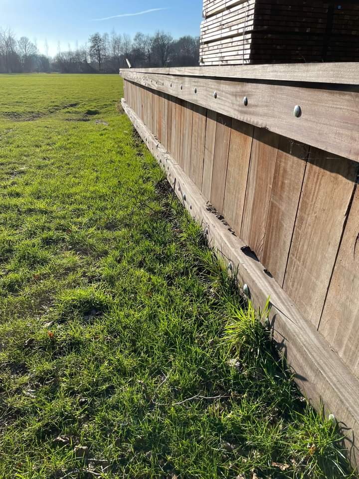 Walbeschoeiing project door Houthandel Jan Sok
